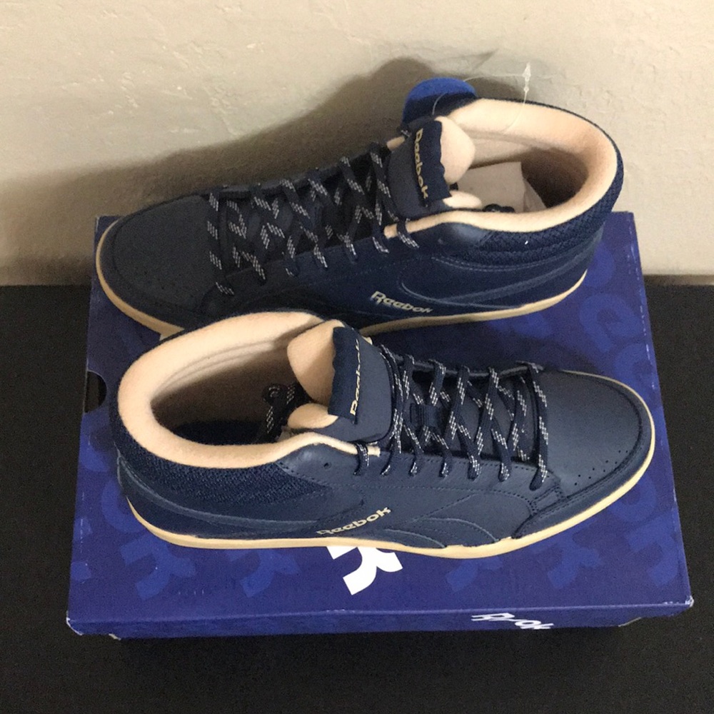 Reebok Sneakers - Picture 4 of 5